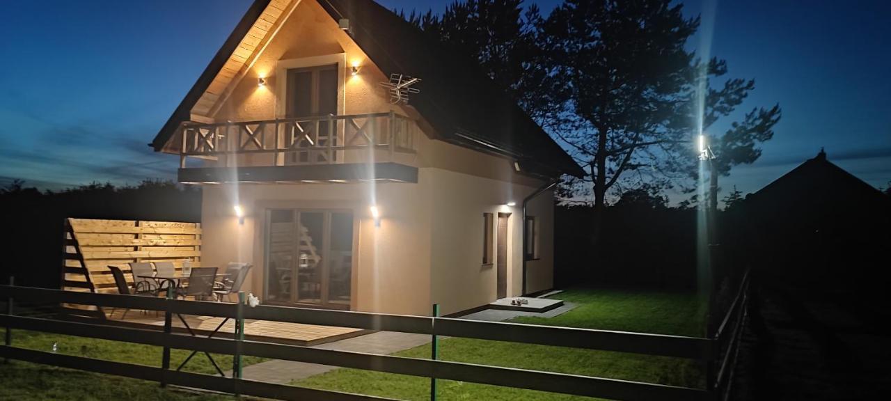 Вілла Zakatek Ciszy. Sluchowo Екстер'єр фото