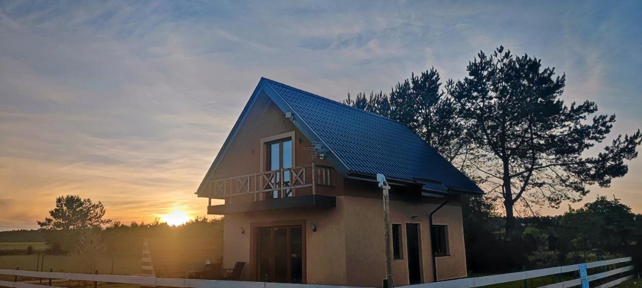 Вілла Zakatek Ciszy. Sluchowo Екстер'єр фото